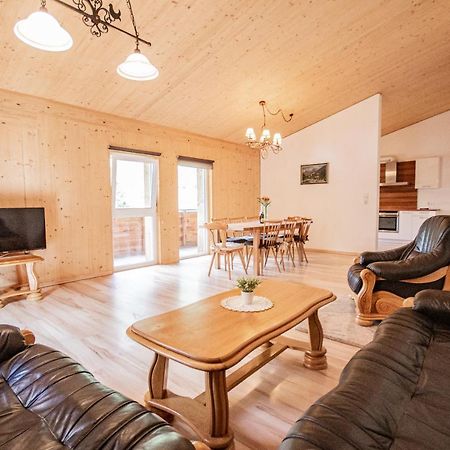Gschnitzerhof Apartment ภายนอก รูปภาพ