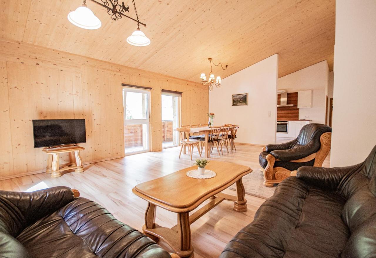 Gschnitzerhof Apartment ภายนอก รูปภาพ