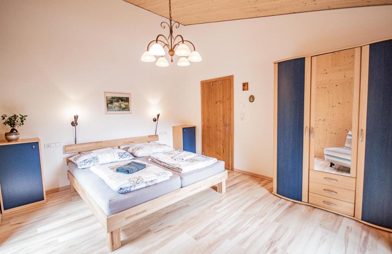Gschnitzerhof Apartment ภายนอก รูปภาพ