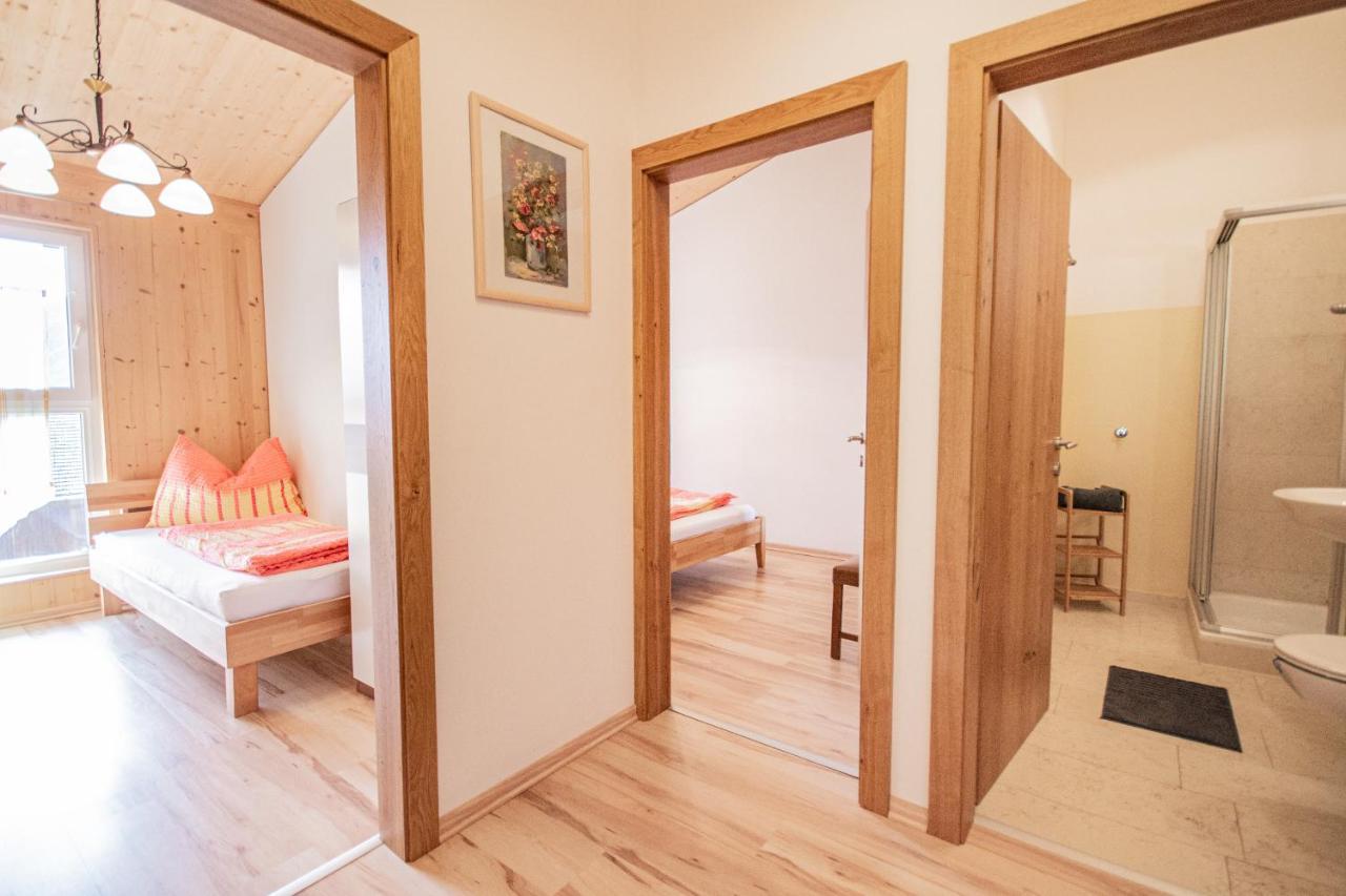 Gschnitzerhof Apartment ภายนอก รูปภาพ