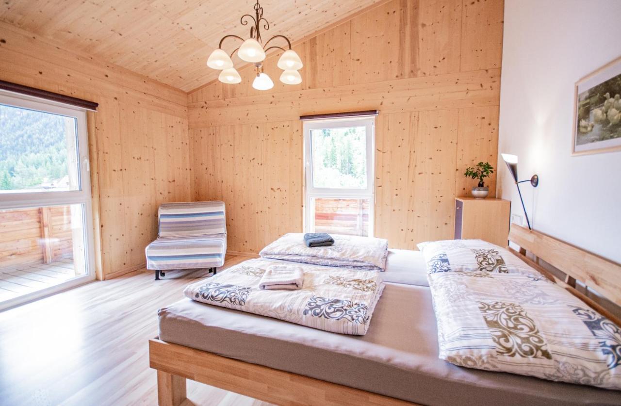 Gschnitzerhof Apartment ภายนอก รูปภาพ