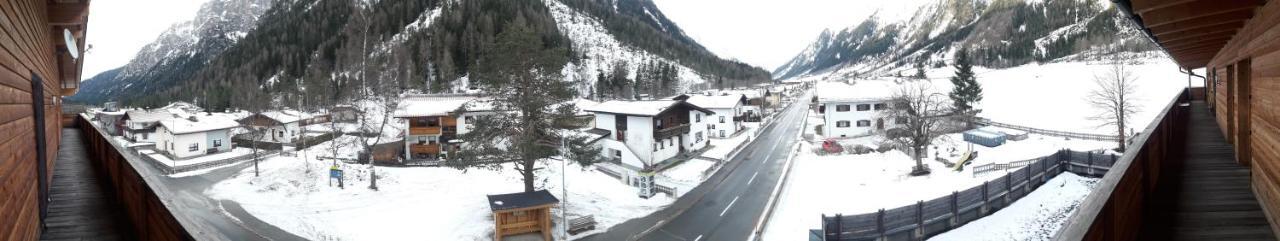 Gschnitzerhof Apartment ภายนอก รูปภาพ
